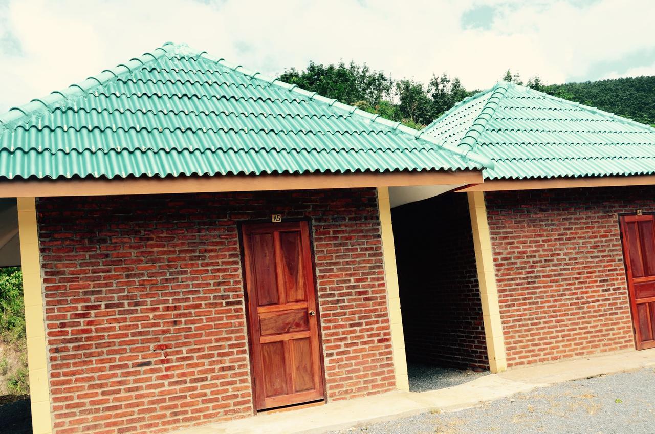 Chomdoy Bungalow & Restaurant Luang Namtha Exterior foto